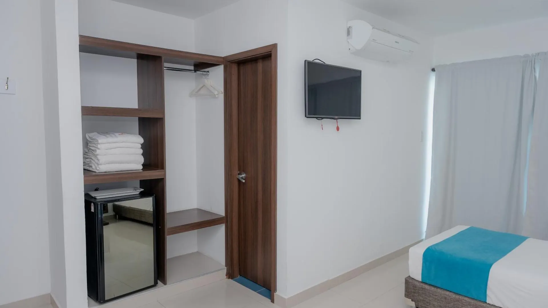 Hotel Aguamarina Santa Marta  0*, Santa Marta (Magdalena)
